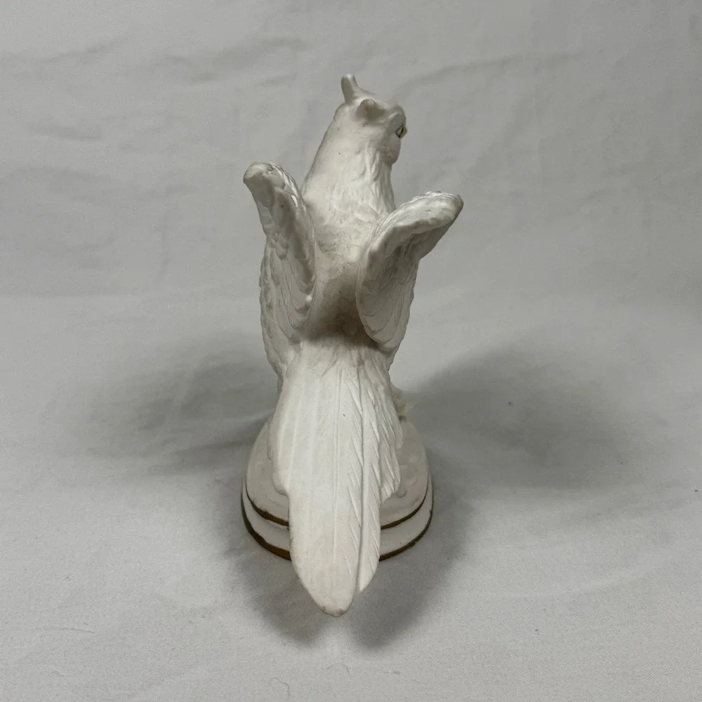 Vintage Enesco Bisque Porcelain White Bird Figurines Pair Doves Pigeons Japan